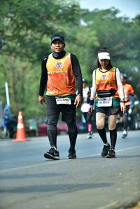 BIB: 4427, 45438
                            <button type="button" onclick="openModal(10125549)" class="btn btn-primary btn-sm float-right btn-popup" data-toggle="modal" data-target=".modal-high-quality">
                        <i class="fas fa-shopping-cart"></i> Add to Cart
                    </button>
                                            <button type="button" onclick="isThisMe(10125549, true)" class="btn btn-success btn-sm float-right btn-popup btn-isme hidden" data-toggle="tooltip" data-placement="bottom" title="นี่คือรูปของคุณใช่ไหม คลิกที่นี่เพื่อเอาเข้าอัลบั้ม">
                        <i class="fas fa-plus"></i> Add to album
                    </button>
                    <button type="button" onclick="isThisMe(10125549, false)" class="btn btn-warning btn-sm float-right btn-popup btn-isnotme hidden">
                        <i class="fas fa-ban"></i> Remove from album
                    </button>